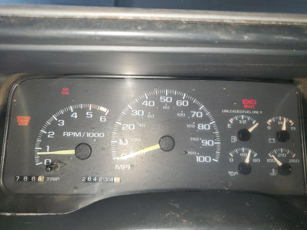 1998 Chevrolet Gmt-400 C1500 VIN: 1GCEC19W5WE255457 Lot: 92010255