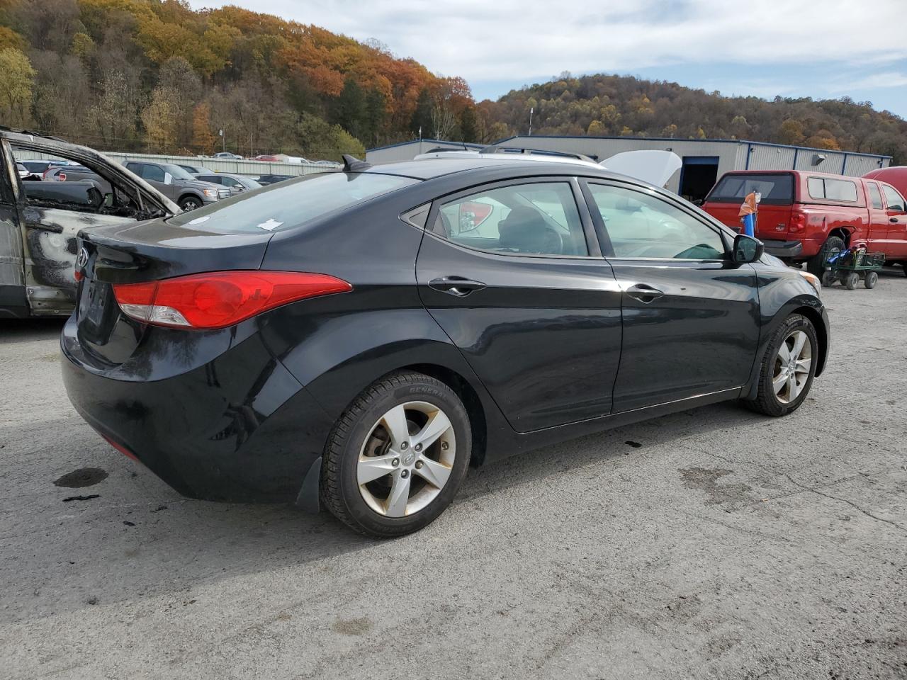 2013 Hyundai Elantra Gls VIN: 5NPDH4AE3DH403295 Lot: 91482625