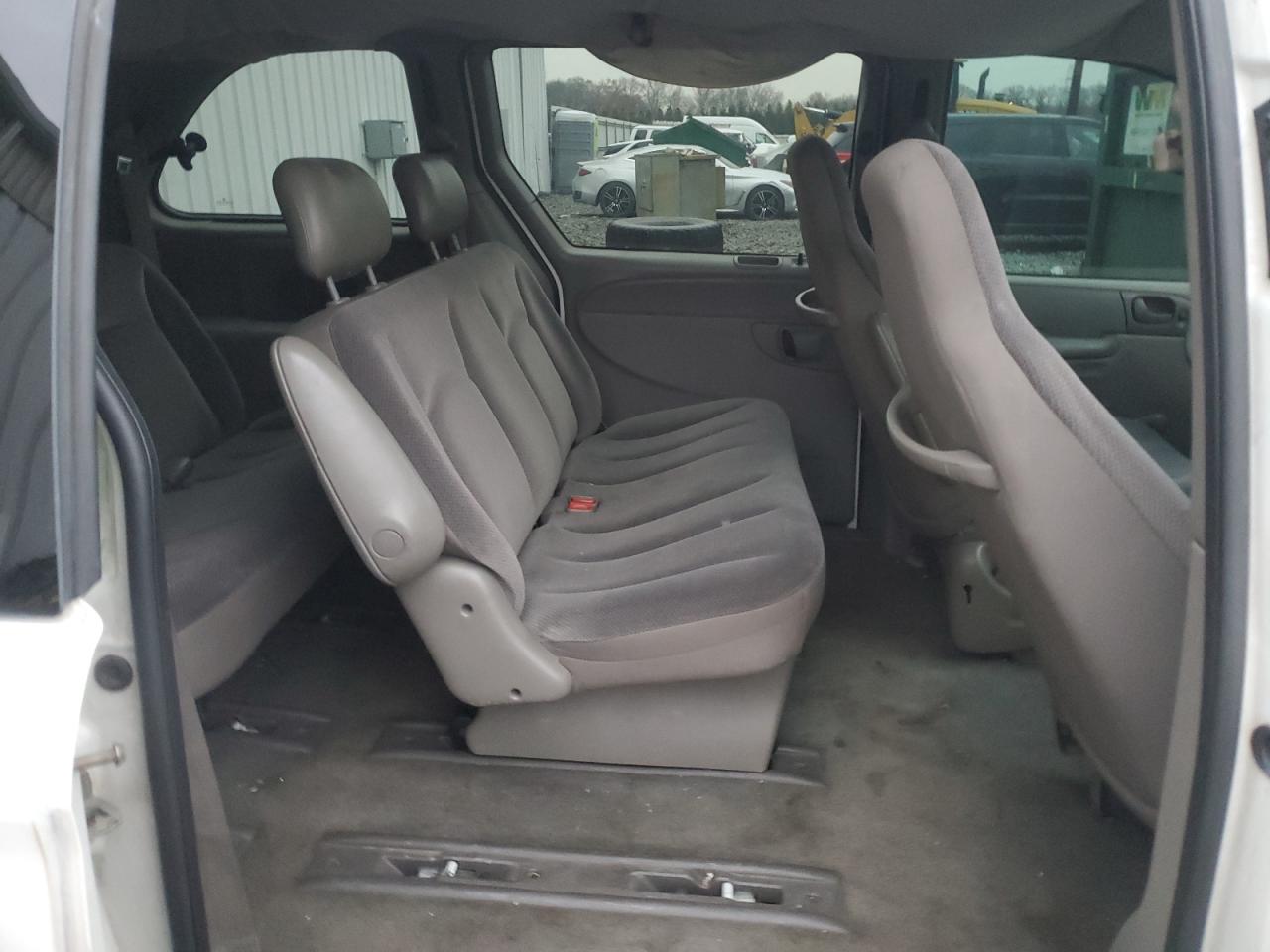 2002 Chrysler Voyager VIN: 1C4GJ25362B668483 Lot: 93444825