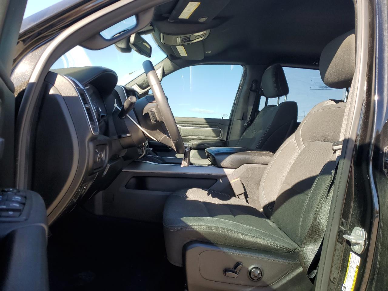 2019 Ram 1500 Big Horn/Lone Star VIN: 1C6RREFGXKN641877 Lot: 90816215