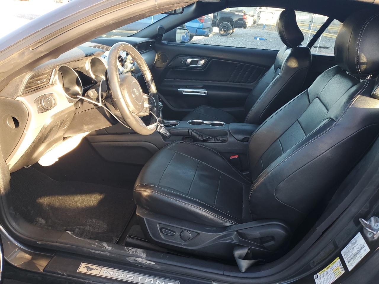 2020 Ford Mustang VIN: 1FATP8UH8L5184737 Lot: 92629315