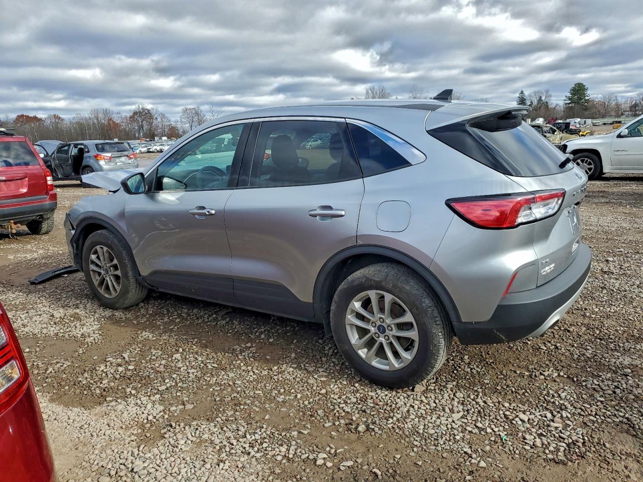 2022 Ford Escape Se VIN: 1FMCU9G67NUA74043 Lot: 94124705