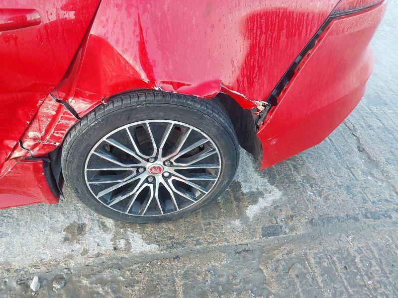 2019 JAGUAR XE 2.0D R-DYNAMIC S 4DR AUTO