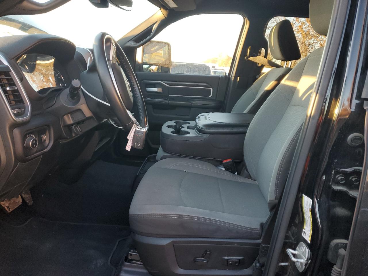 2024 Ram 2500 Big Horn VIN: 3C6UR5DL2RG157795 Lot: 90811045