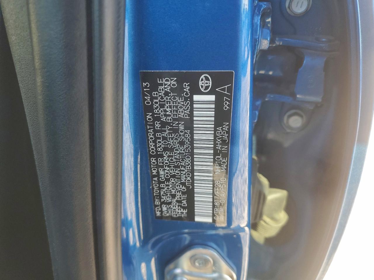 2013 Toyota Prius C VIN: JTDKDTB38D1539584 Lot: 92911155