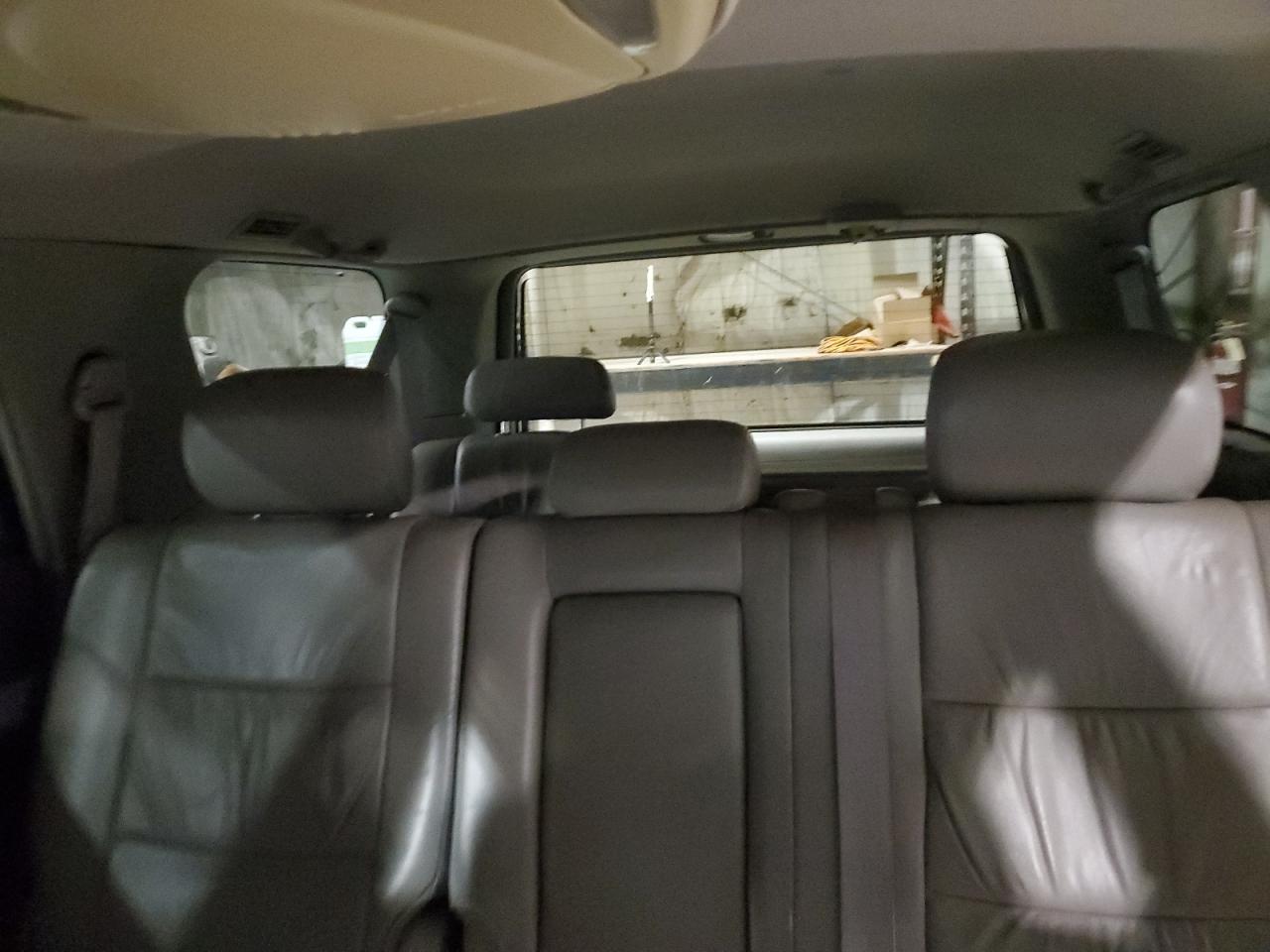 2002 Toyota Sequoia Limited VIN: 5TDBT48A82S108645 Lot: 93784225