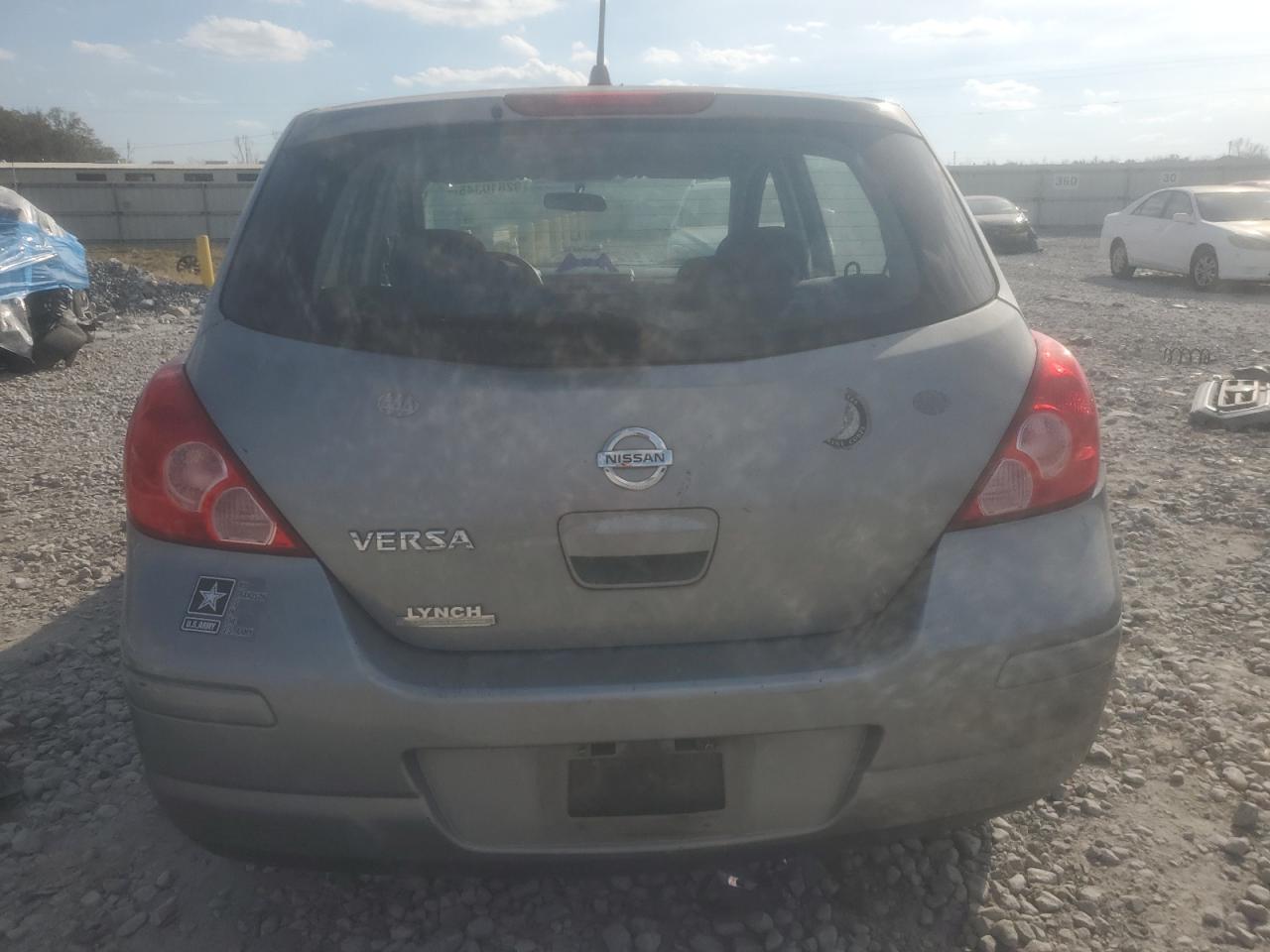 2008 Nissan Versa S VIN: 3N1BC13E98L388165 Lot: 92810345