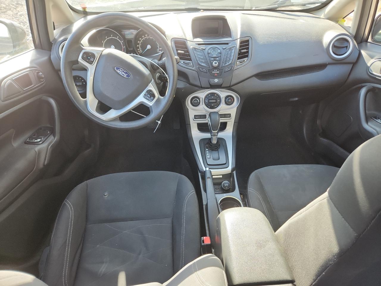 2019 Ford Fiesta Se VIN: 3FADP4BJ7KM114481 Lot: 92630005