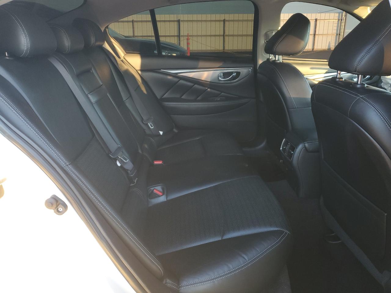 2018 Infiniti Q50 Luxe VIN: JN1EV7AP1JM353839 Lot: 93554535