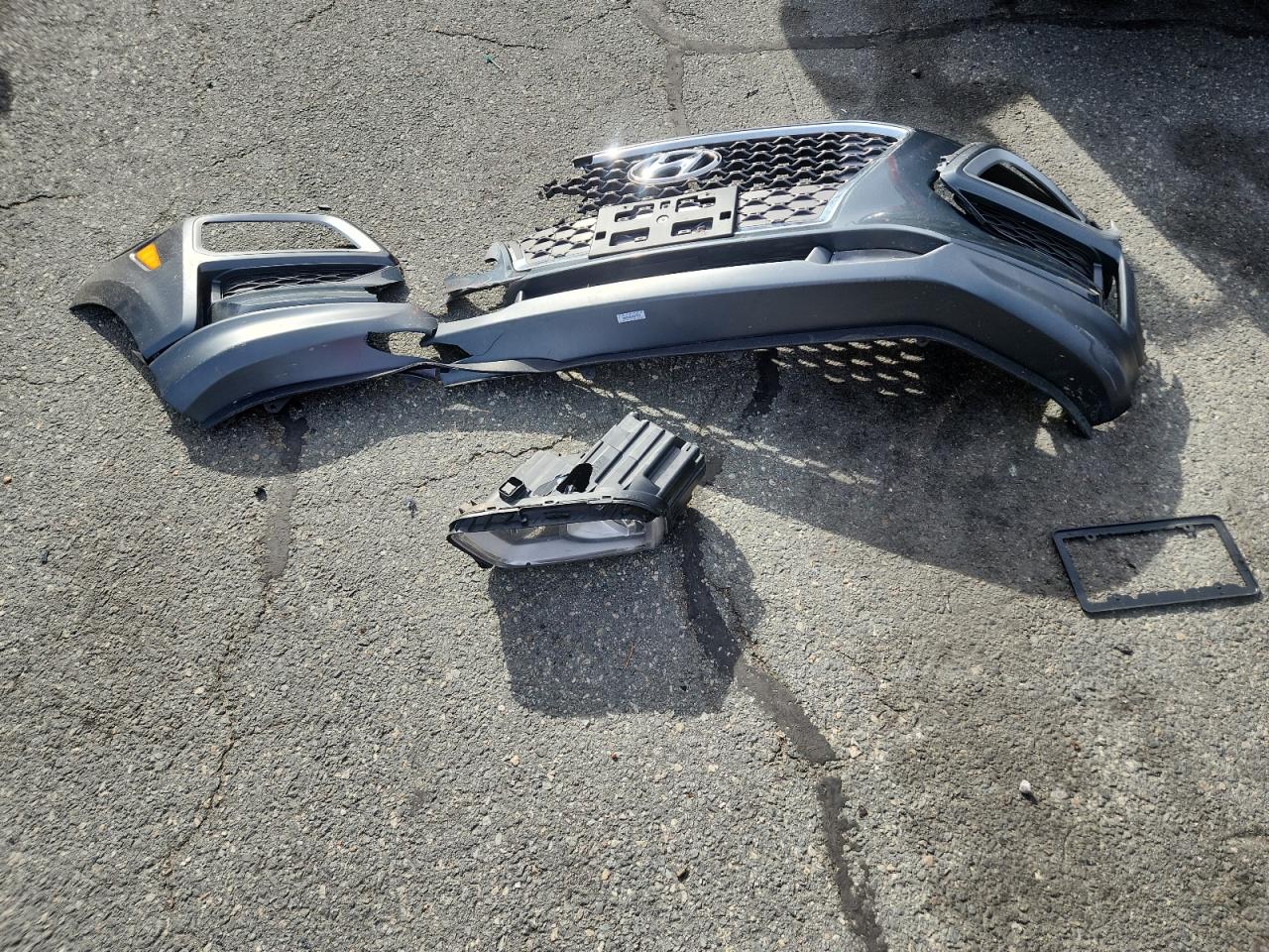 2021 Hyundai Kona Limited VIN: KM8K3CA54MU677476 Lot: 90858225