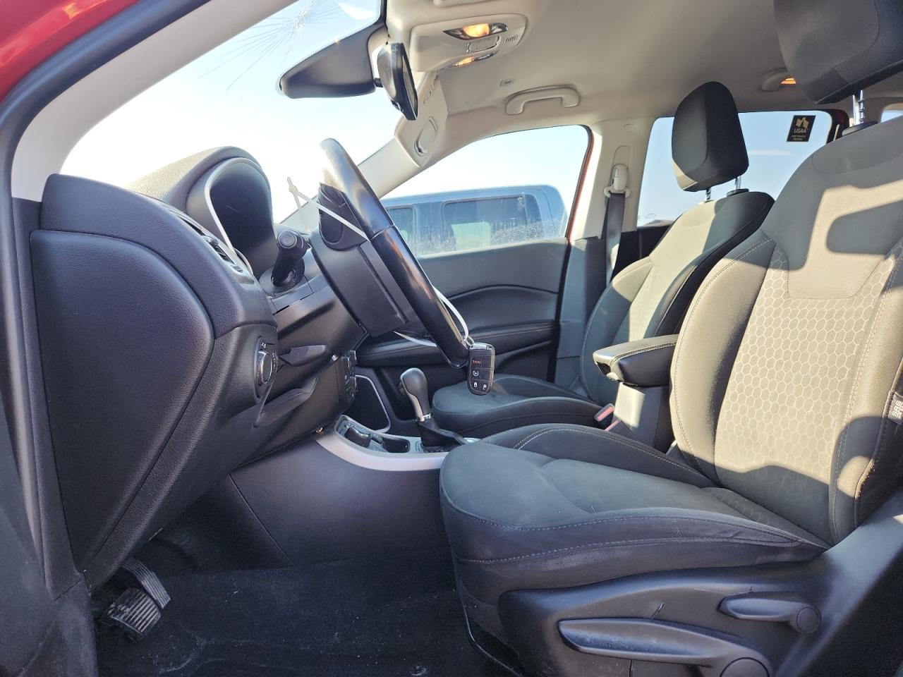 2018 Jeep Compass Sport VIN: 3C4NJDAB3JT212664 Lot: 93596605