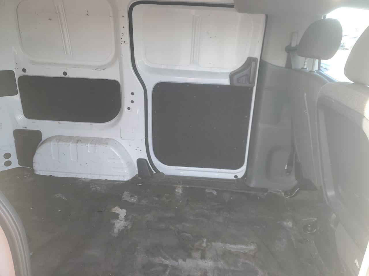 2017 Nissan Nv200 Delivery Van VIN: 3N6CM0KN8HK701414 Lot: 92191635