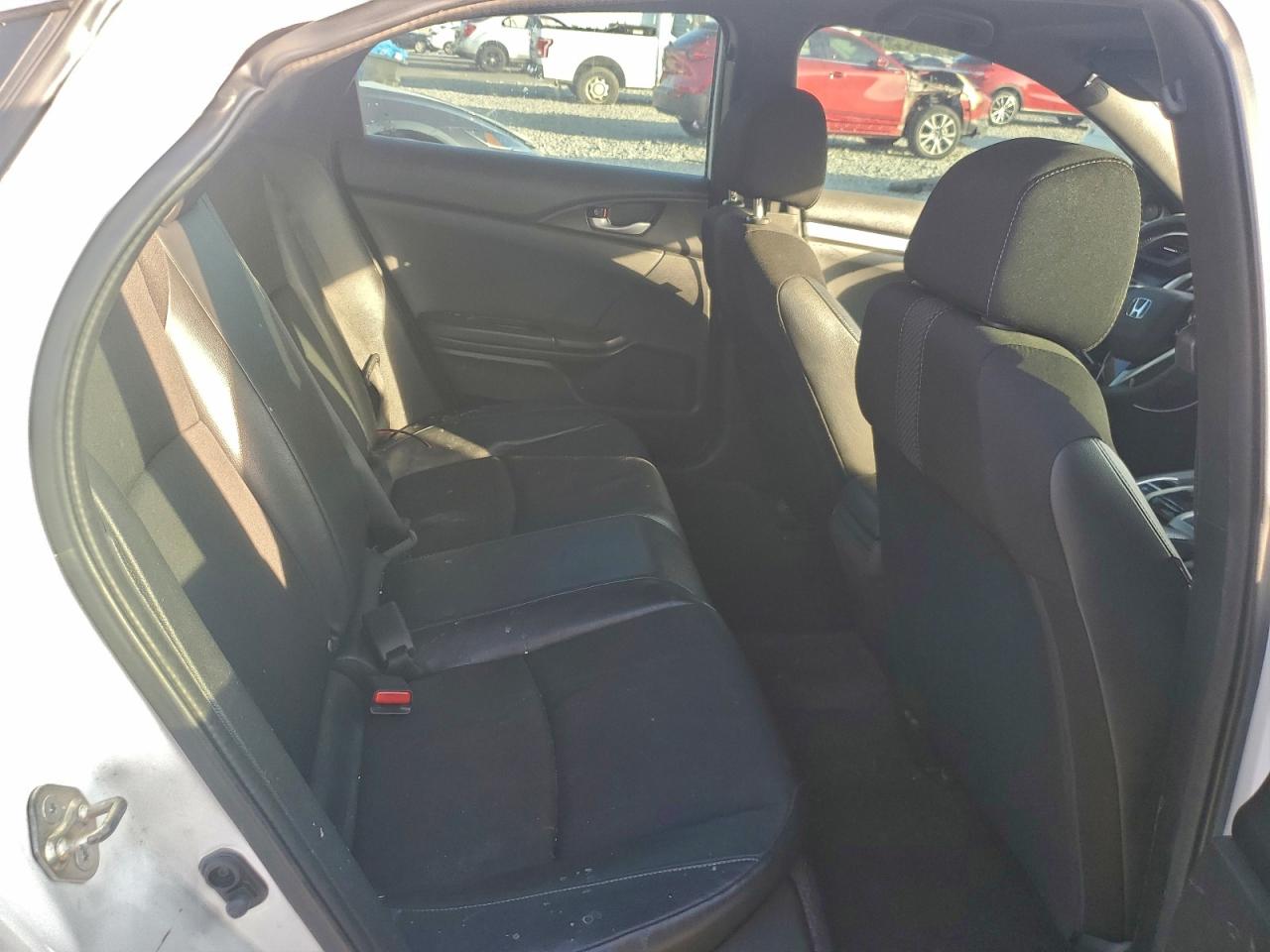 2019 Honda Civic Sport VIN: 19XFC2E80KE015359 Lot: 93670495