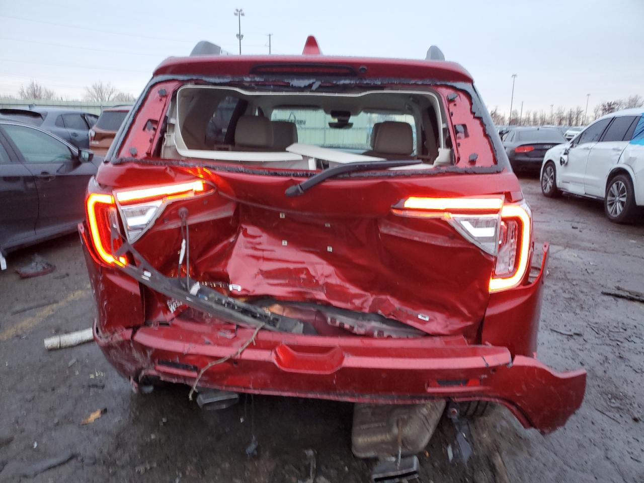 2022 GMC Acadia Denali VIN: 1GKKNXLS5NZ101879 Lot: 92477305