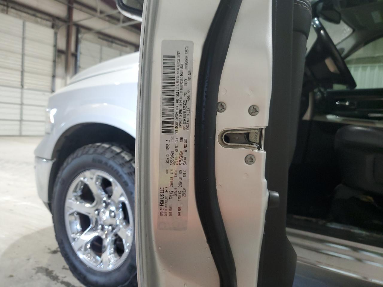 2018 Ram 1500 Laramie VIN: 1C6RR7NM8JS354721 Lot: 90745515