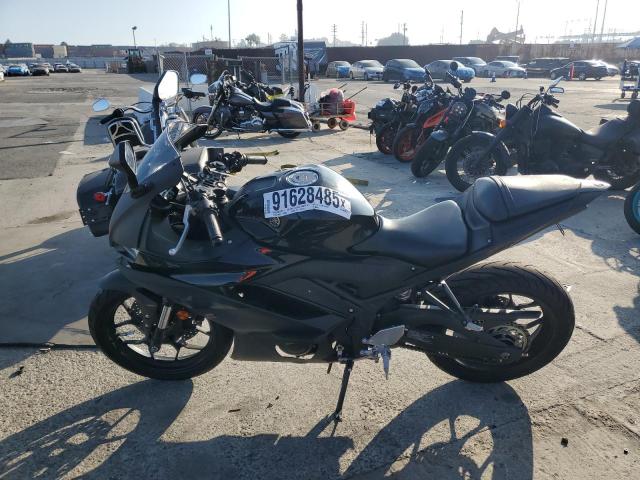 2020 YAMAHA YZFR3 A  