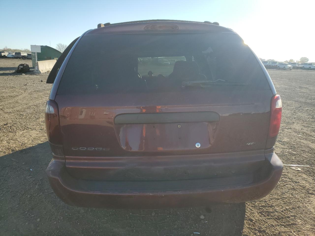 2003 Dodge Caravan Se VIN: 1D4GP25383B218272 Lot: 90846305