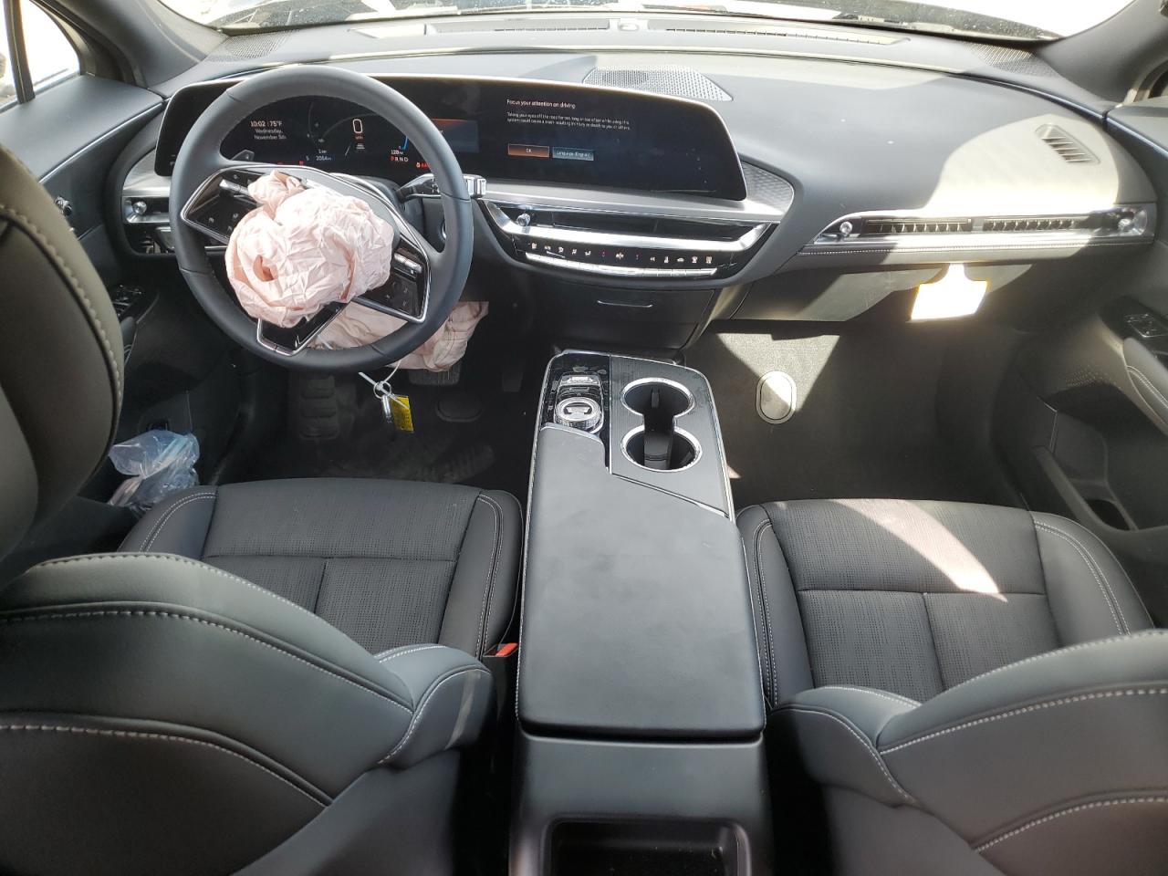 2025 Cadillac Lyriq Luxury VIN: 1GYKPNRLXSZ317999 Lot: 91195875