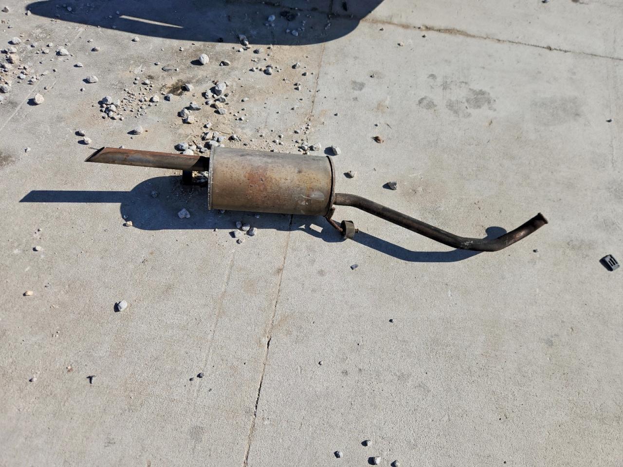 2018 Nissan Versa S VIN: 3N1CN7AP5JL820701 Lot: 93923445