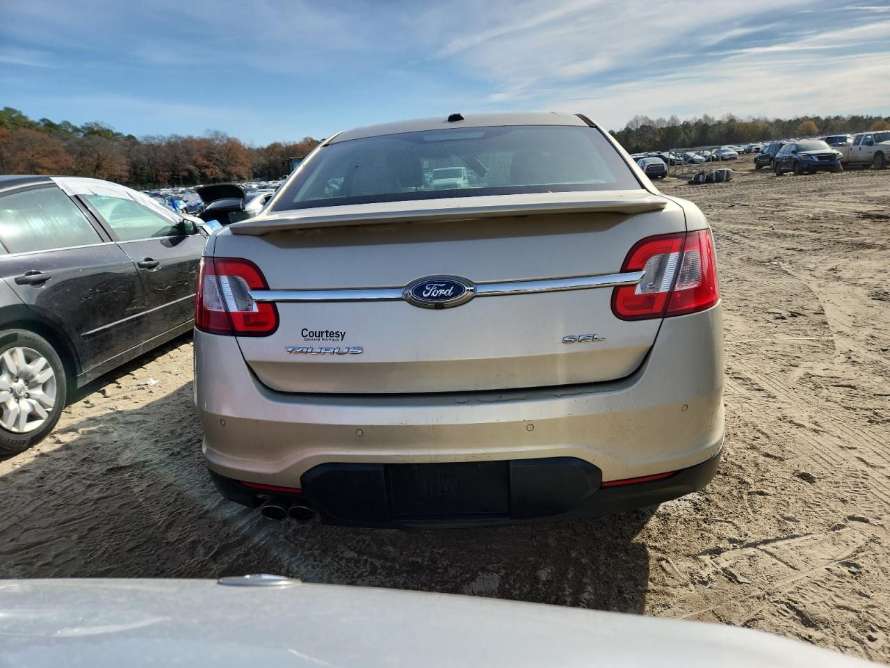 2011 Ford Taurus Sel VIN: 1FAHP2EW8BG175572 Lot: 93126715