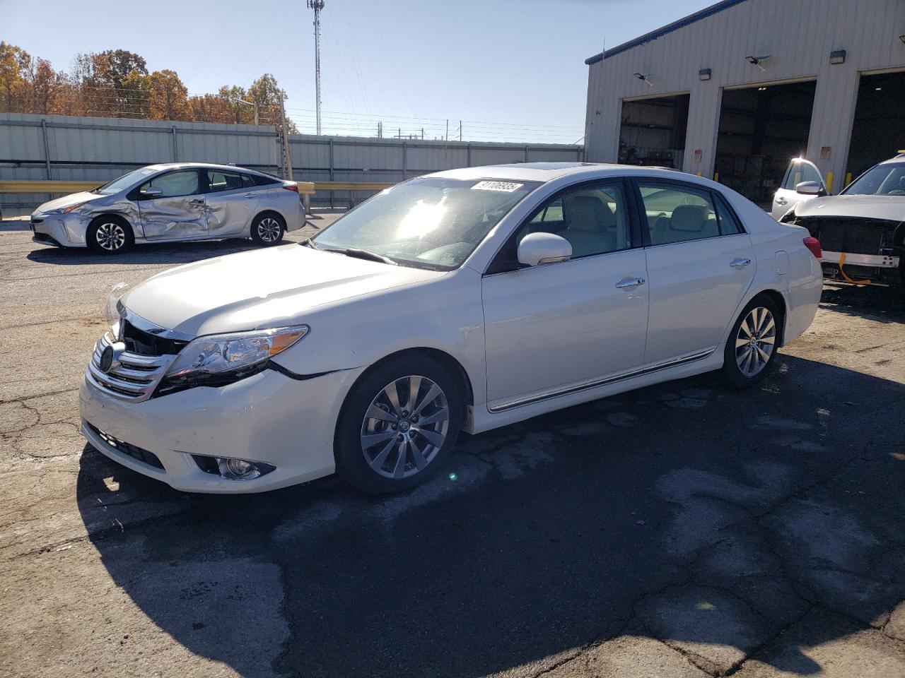 2011 Toyota Avalon Base