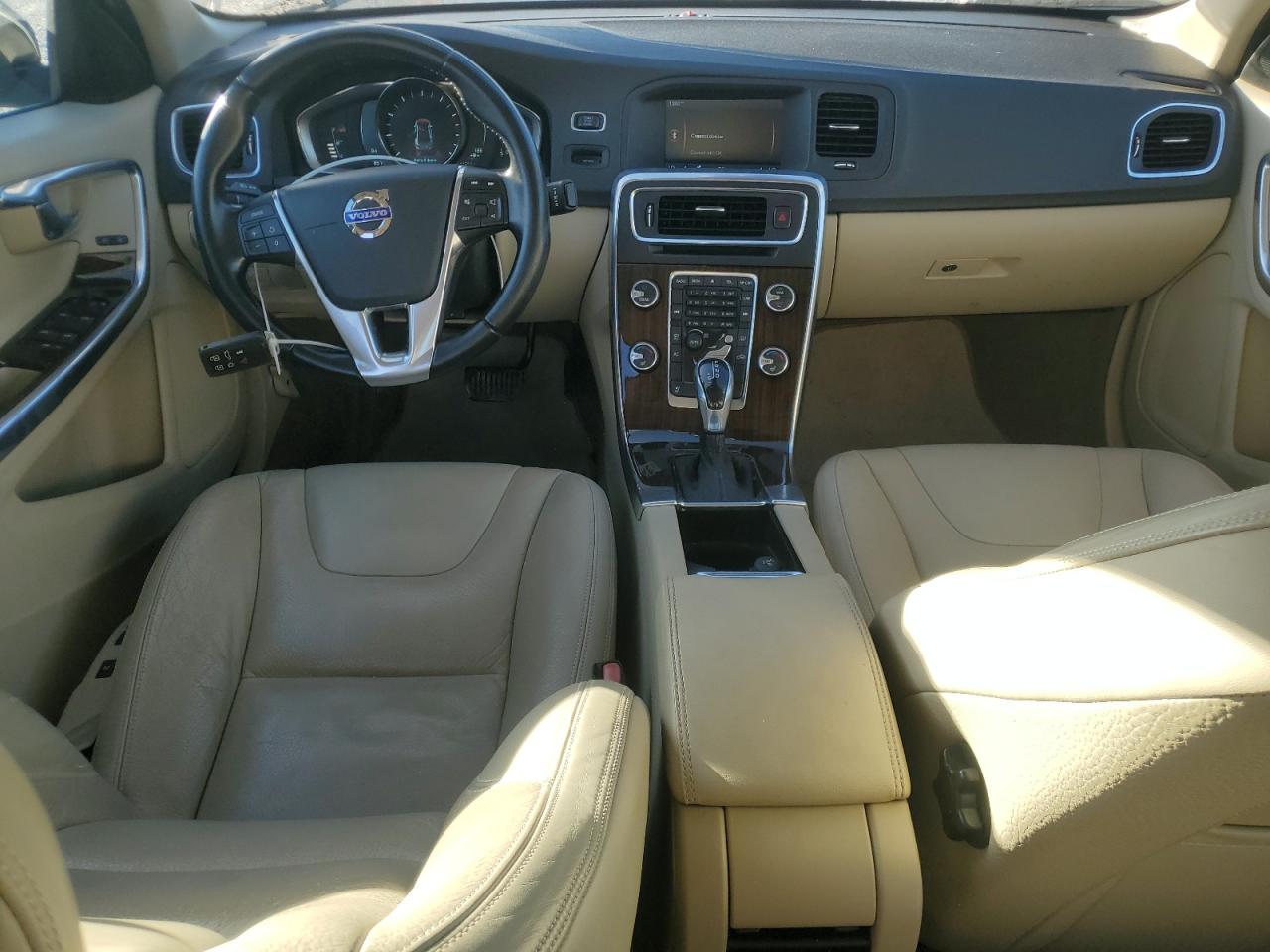 2014 Volvo S60 T5 VIN: YV1612FS2E1294105 Lot: 92724605