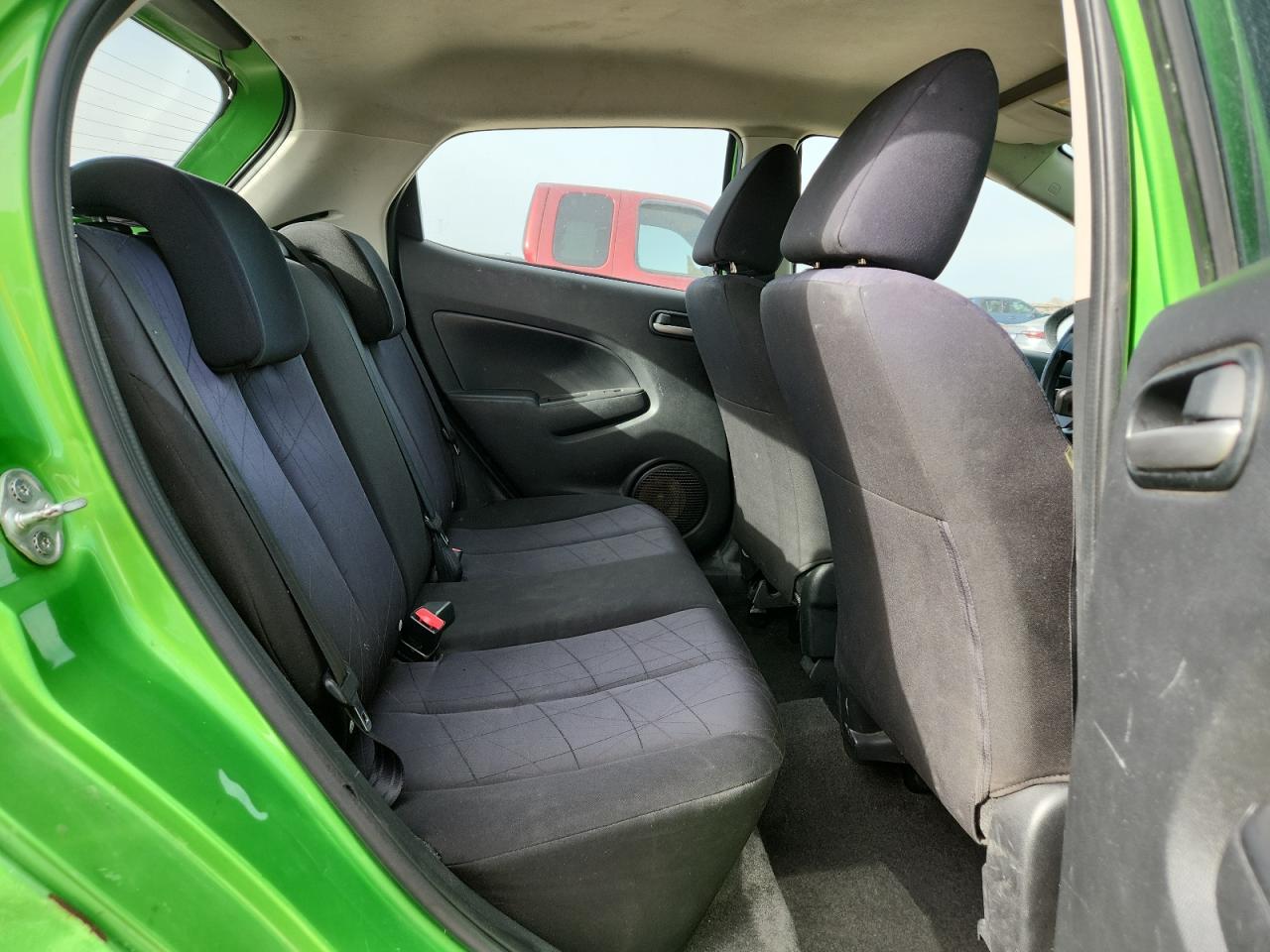 2011 Mazda Mazda2 VIN: JM1DE1HZ8B0120823 Lot: 92432975