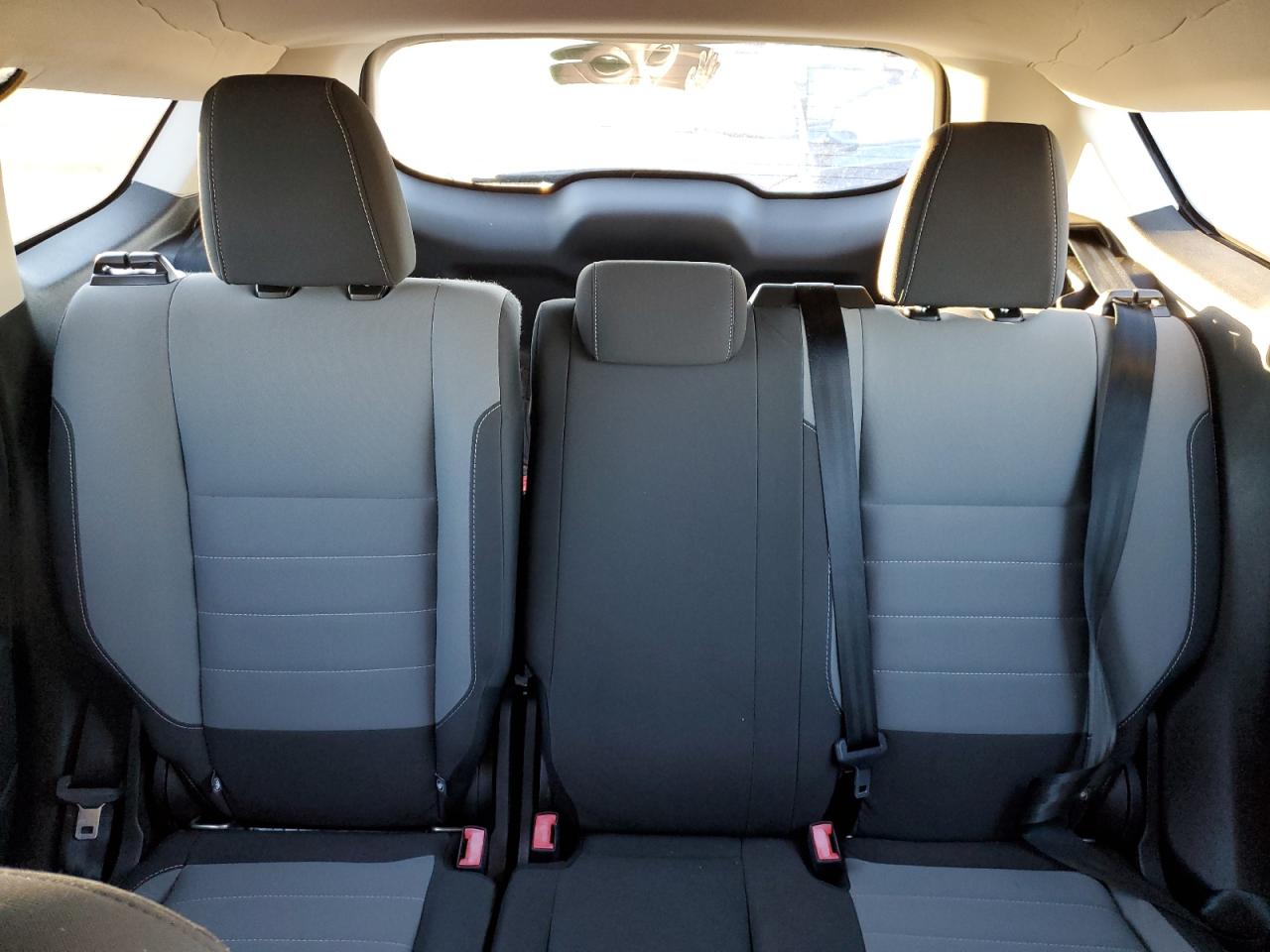 2017 Ford Escape S VIN: 1FMCU0F72HUD21107 Lot: 91441915