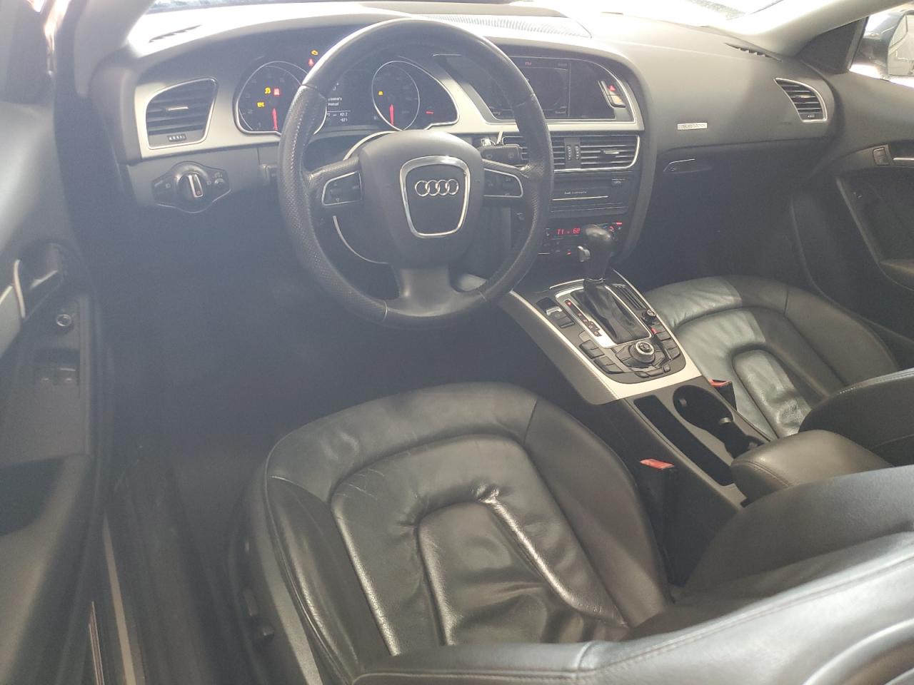 2010 Audi A5 Premium Plus VIN: WAULFAFR8AA011649 Lot: 90866825