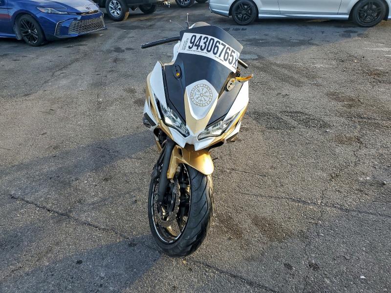 2020 KAWASAKI EX650 M  