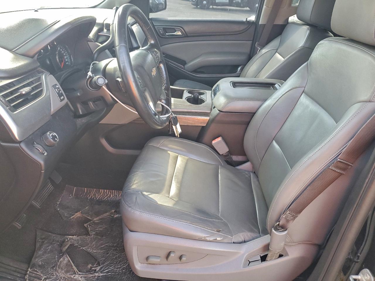 2017 Chevrolet Suburban C1500 Lt VIN: 1GNSCHKC6HR183229 Lot: 93783265