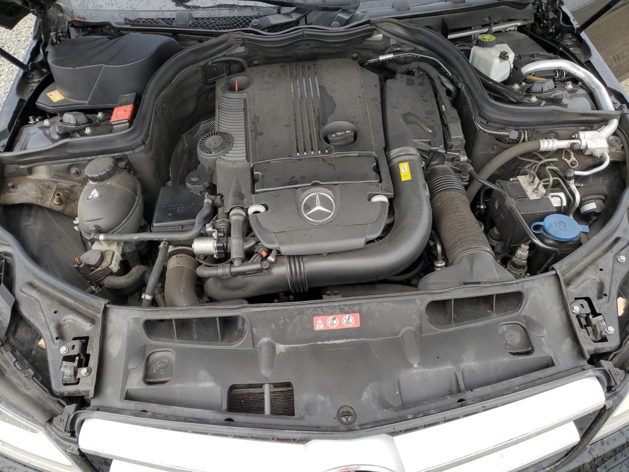 2013 Mercedes-Benz C 250 VIN: WDDGJ4HB4DG046698 Lot: 92939705