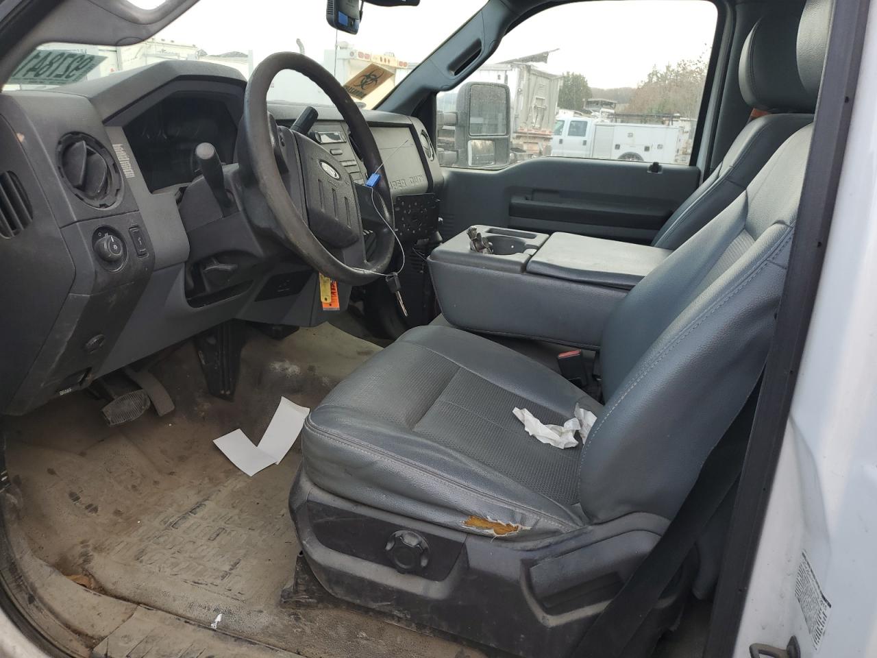 2015 Ford F450 Super Duty VIN: 1FDUF4GY2FEC93345 Lot: 92784145