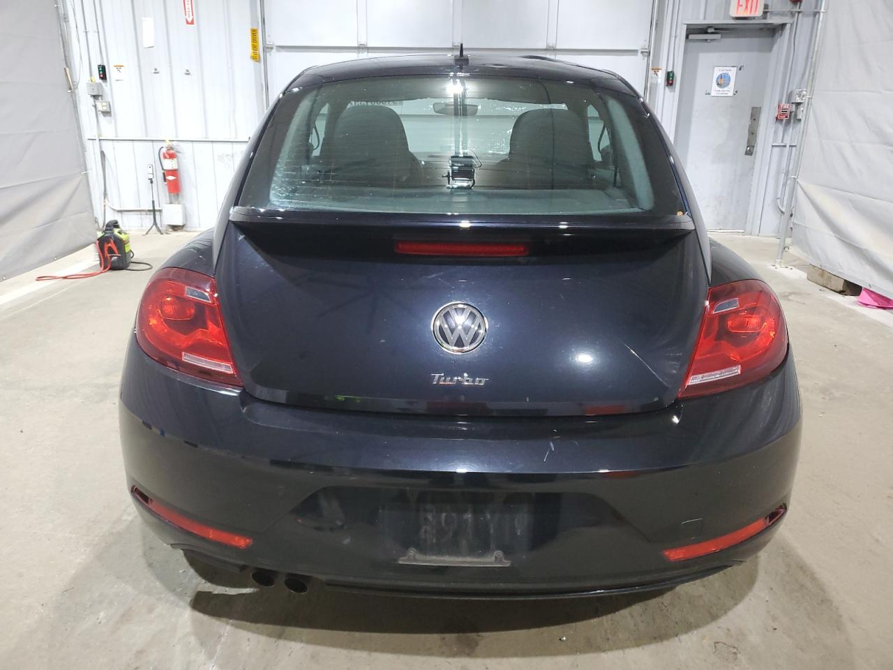 2017 Volkswagen Beetle 1.8T VIN: 3VWF17AT2HM610545 Lot: 91686135