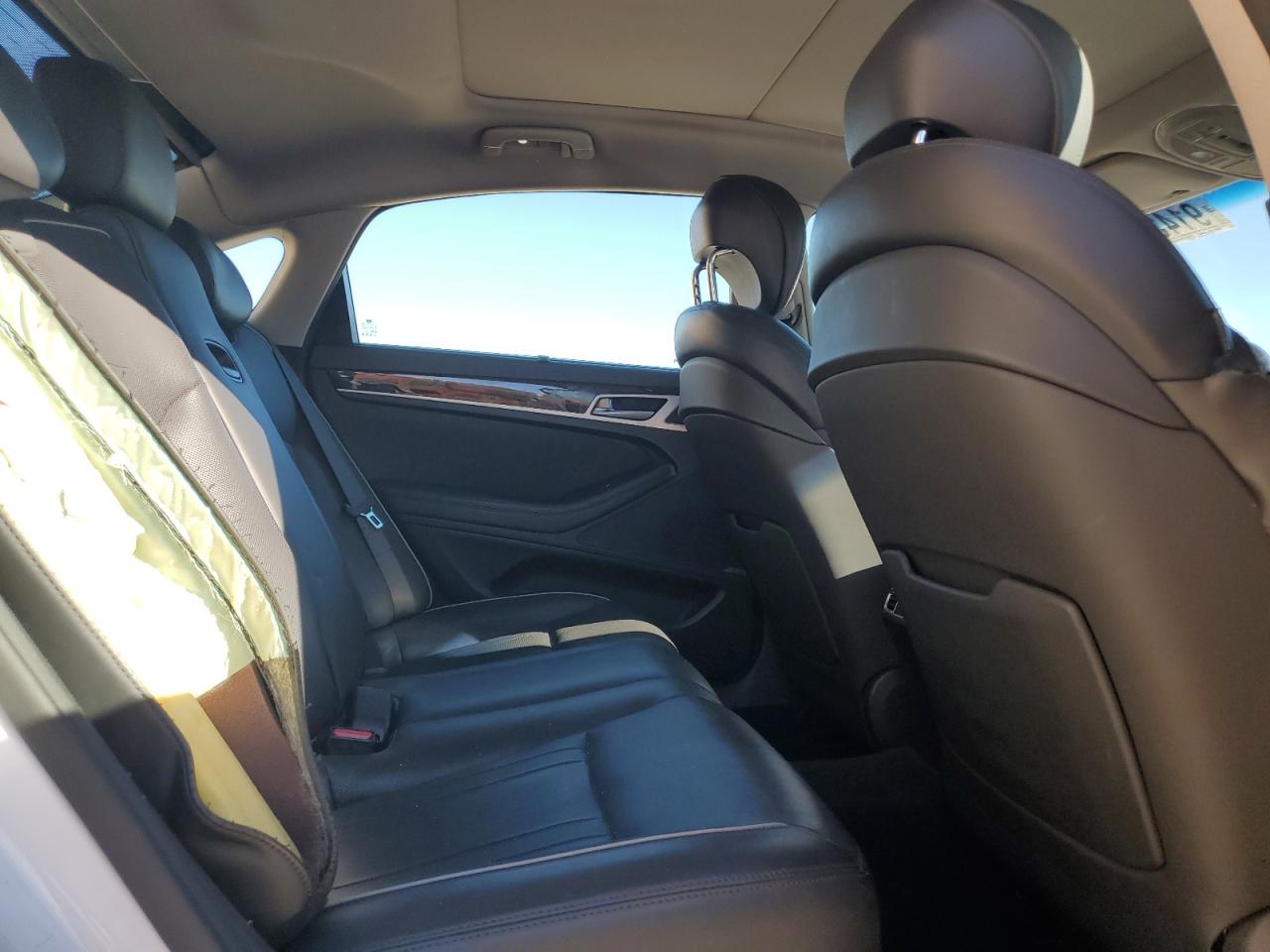 2016 Hyundai Genesis 3.8L VIN: KMHGN4JE8GU107278 Lot: 91430095