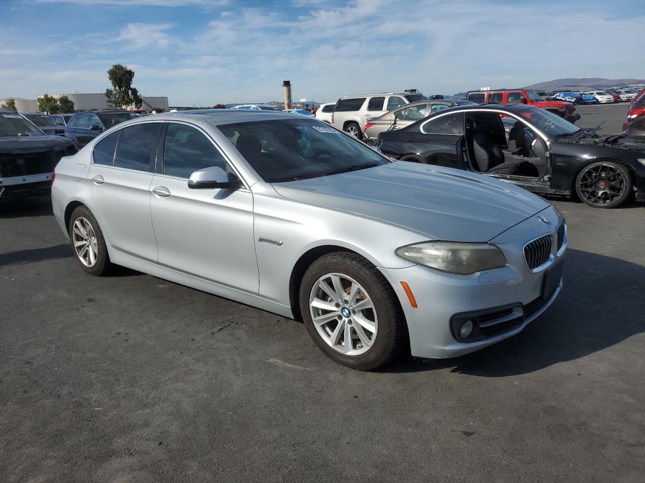 Фото: WBA5A5C50GD529391