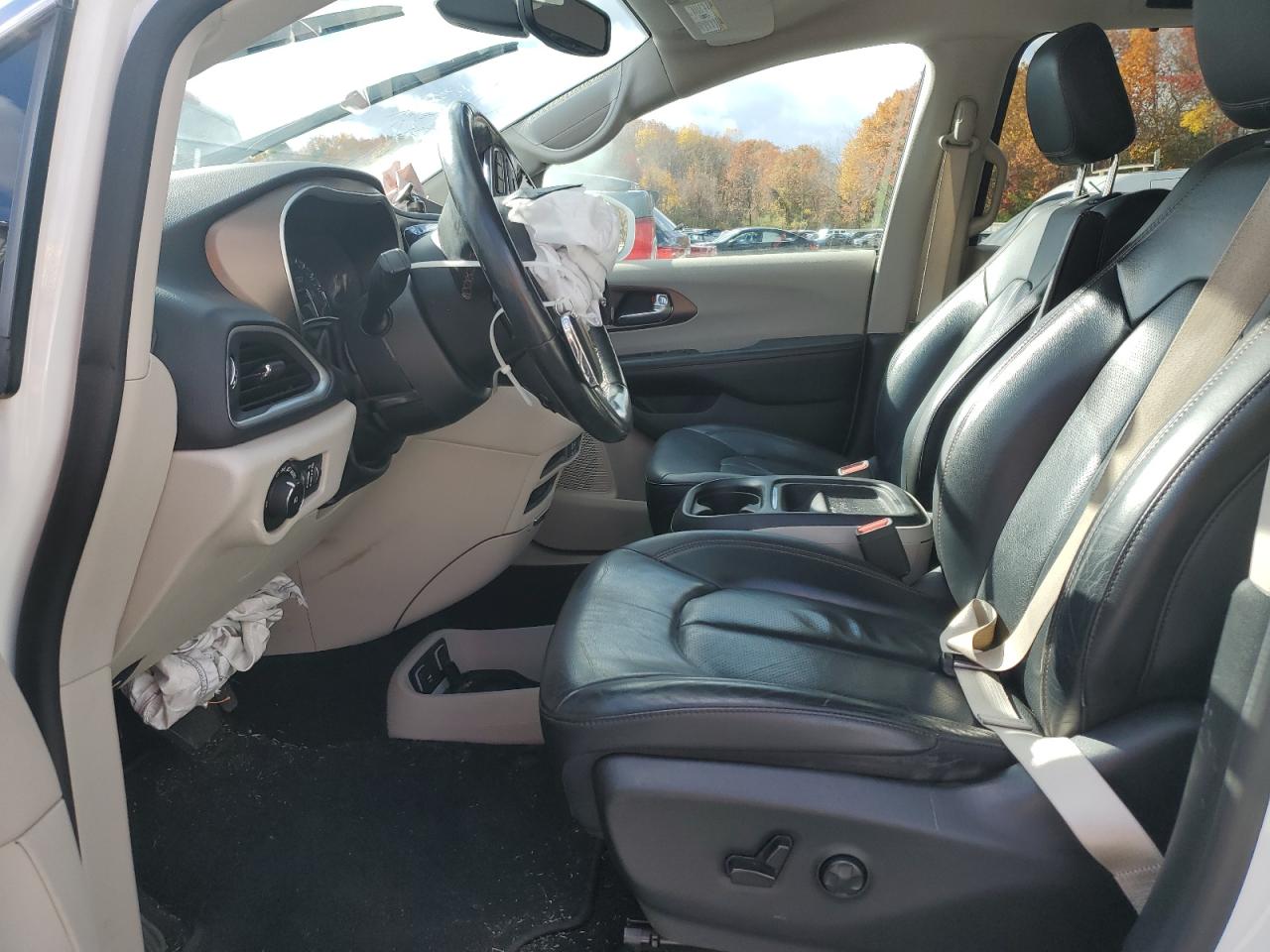 2019 Chrysler Pacifica Touring L VIN: 2C4RC1BG0KR650180 Lot: 91600305