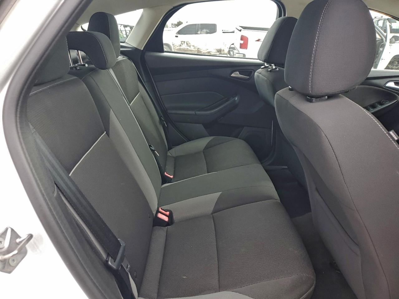 2014 Ford Focus Se VIN: 1FADP3K23EL323189 Lot: 94476455