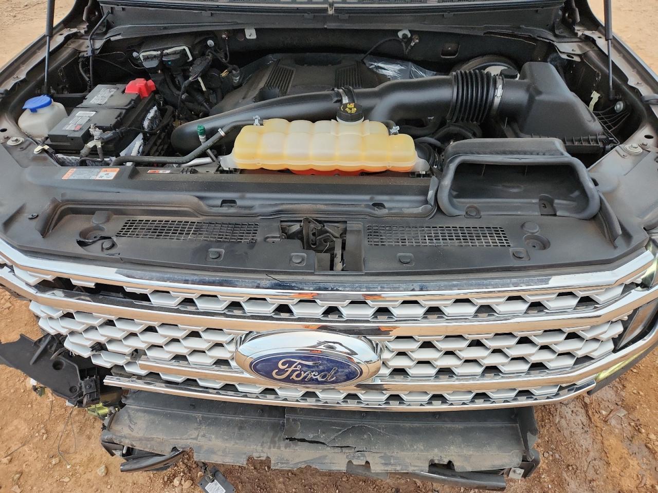 2018 Ford Expedition Platinum VIN: 1FMJU1LT0JEA45251 Lot: 94983155