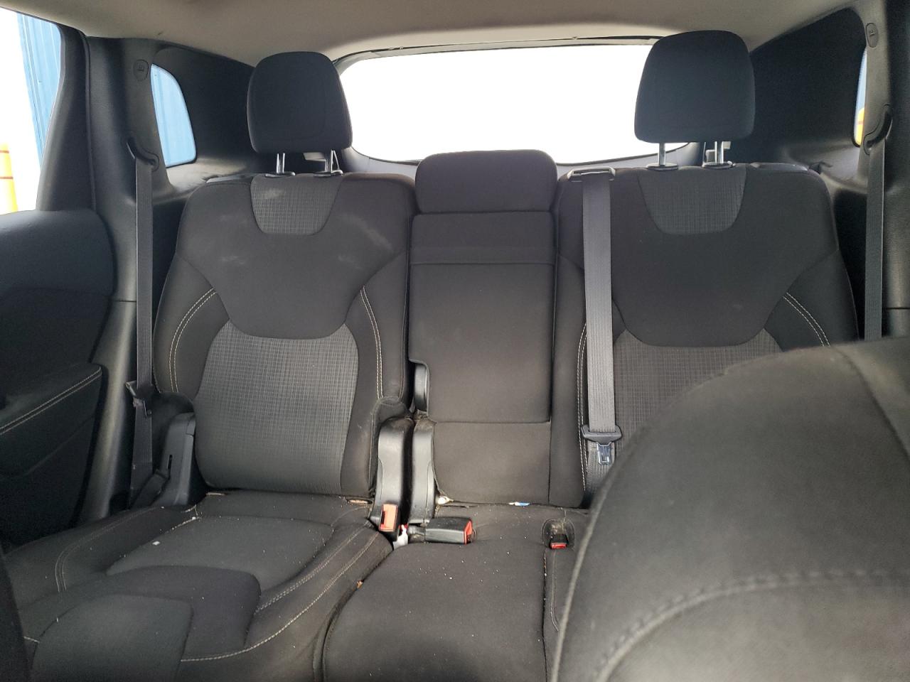 2015 Jeep Cherokee Latitude VIN: 1C4PJMCB9FW636583 Lot: 93001675