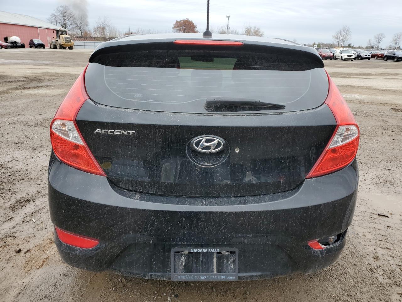 2015 Hyundai Accent Gs VIN: KMHCT5AE3FU217812 Lot: 92804465