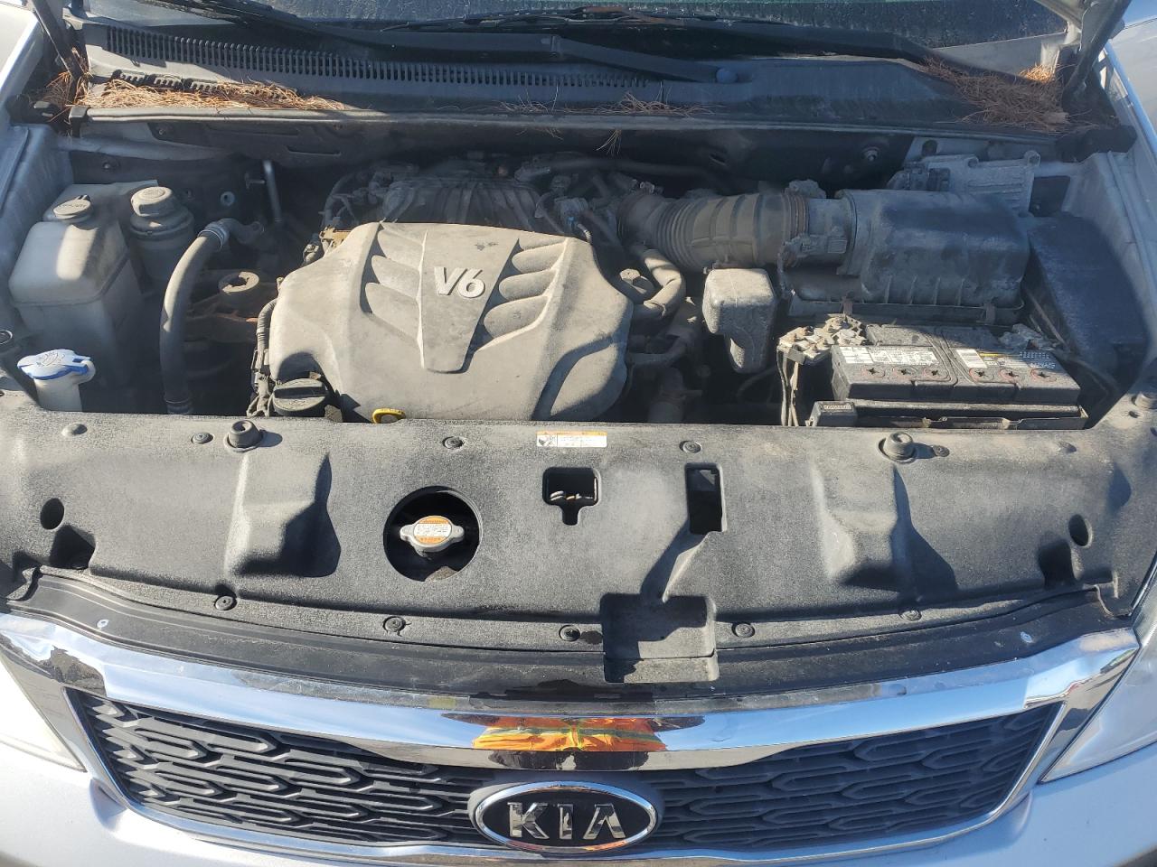 2012 Kia Sedona Lx VIN: KNDMG4C70C6489823 Lot: 92841575