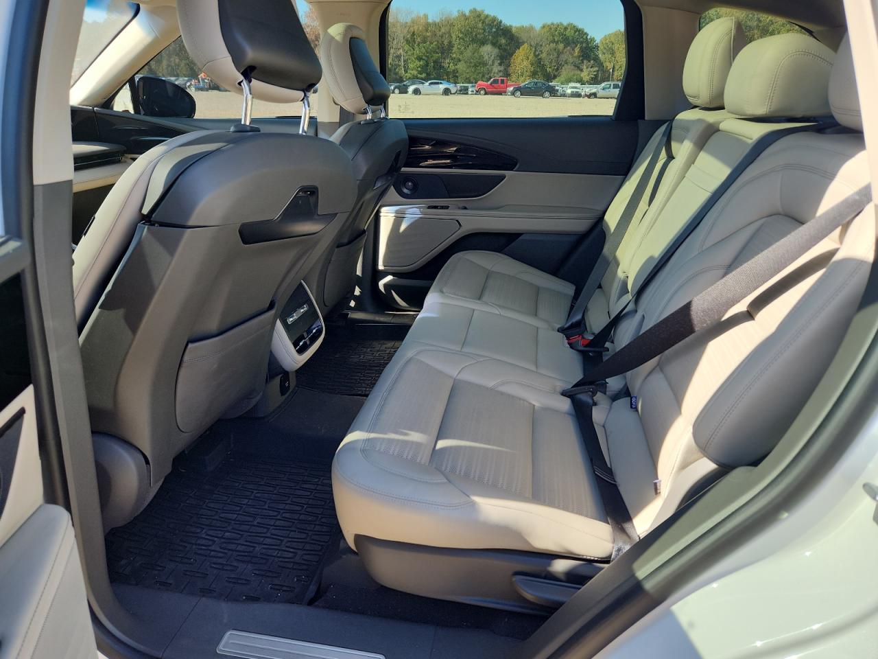 2024 Lincoln Nautilus Reserve VIN: 5LMPJ8KA8RJ793516 Lot: 91938195