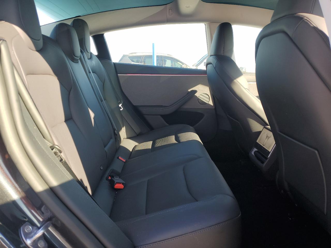 2025 Tesla Model 3 VIN: 5YJ3E1EA0SF015625 Lot: 90691595