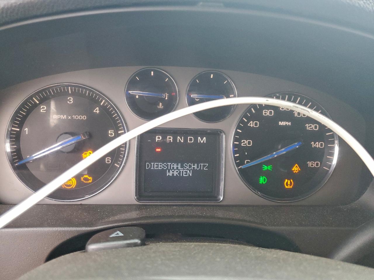 2007 Cadillac Escalade Luxury VIN: 1GYFK63847R232898 Lot: 93026485