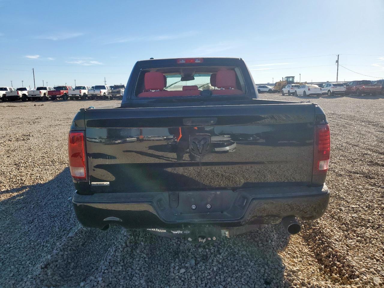 2015 Ram 1500 St VIN: 1C6RR6KT2FS570559 Lot: 92122415