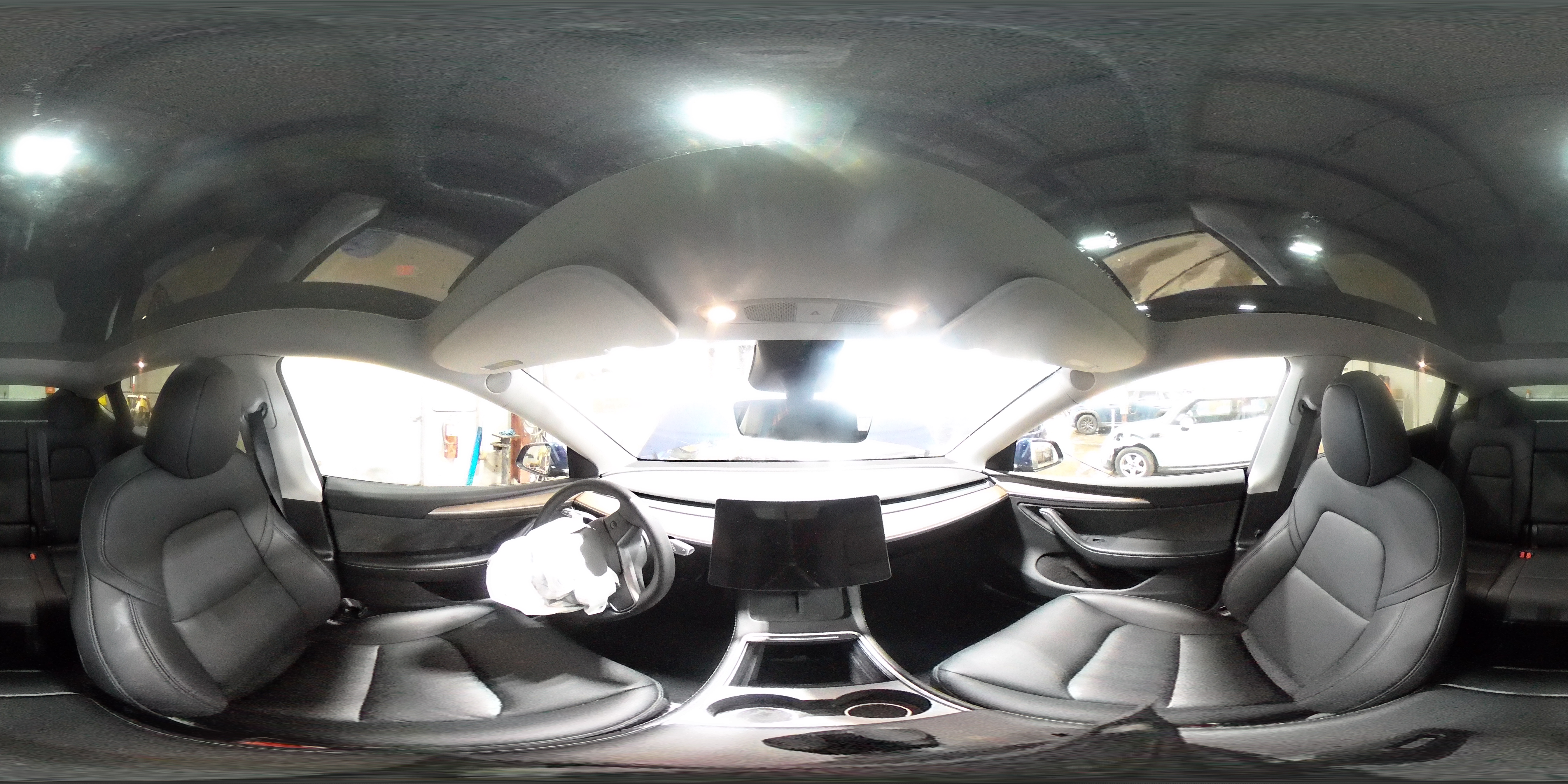 2025 Tesla Model Y VIN: 7SAYGDEE0SA352574 Lot: 93767855