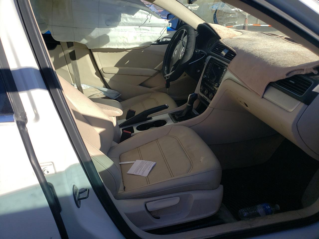 2013 Volkswagen Passat Se VIN: 1VWBP7A3XDC116233 Lot: 92512065