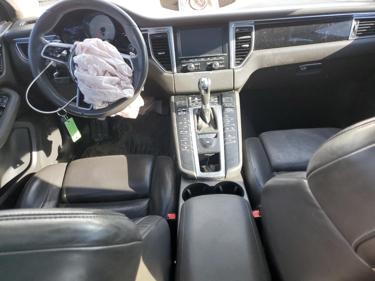 2015 Porsche Macan S VIN: WP1AB2A58FLB62985 Lot: 92826195