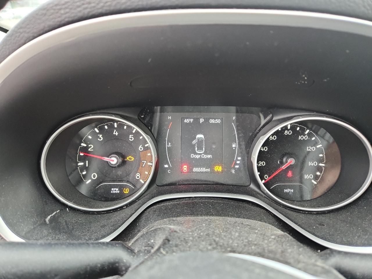 2018 Jeep Compass Latitude VIN: 3C4NJDBBXJT453748 Lot: 92019775